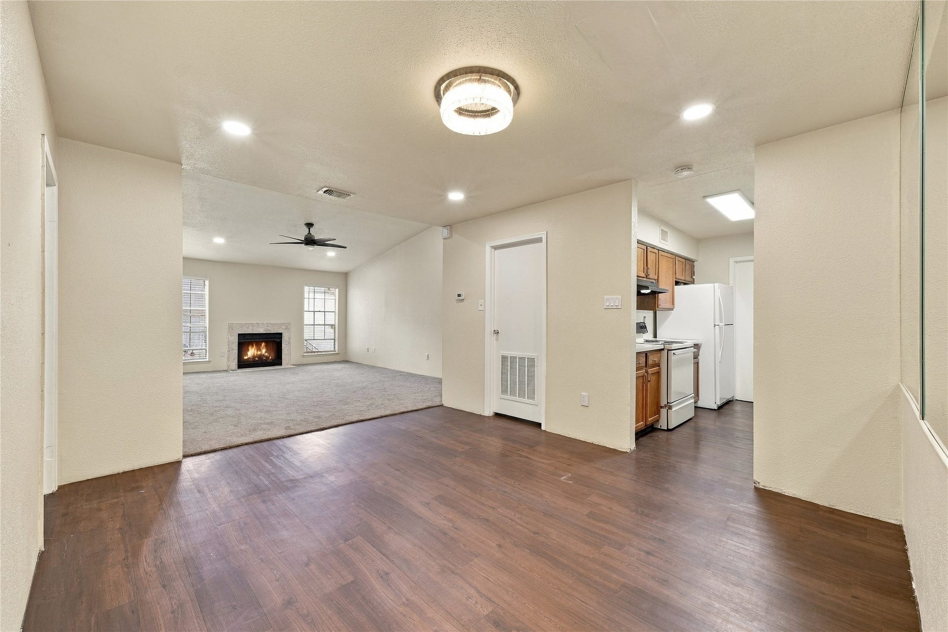 6500 Sands Point Drive, #708, Houston, TX 77074 6500 Sands Point Drive, #708, Houston, TX 77074