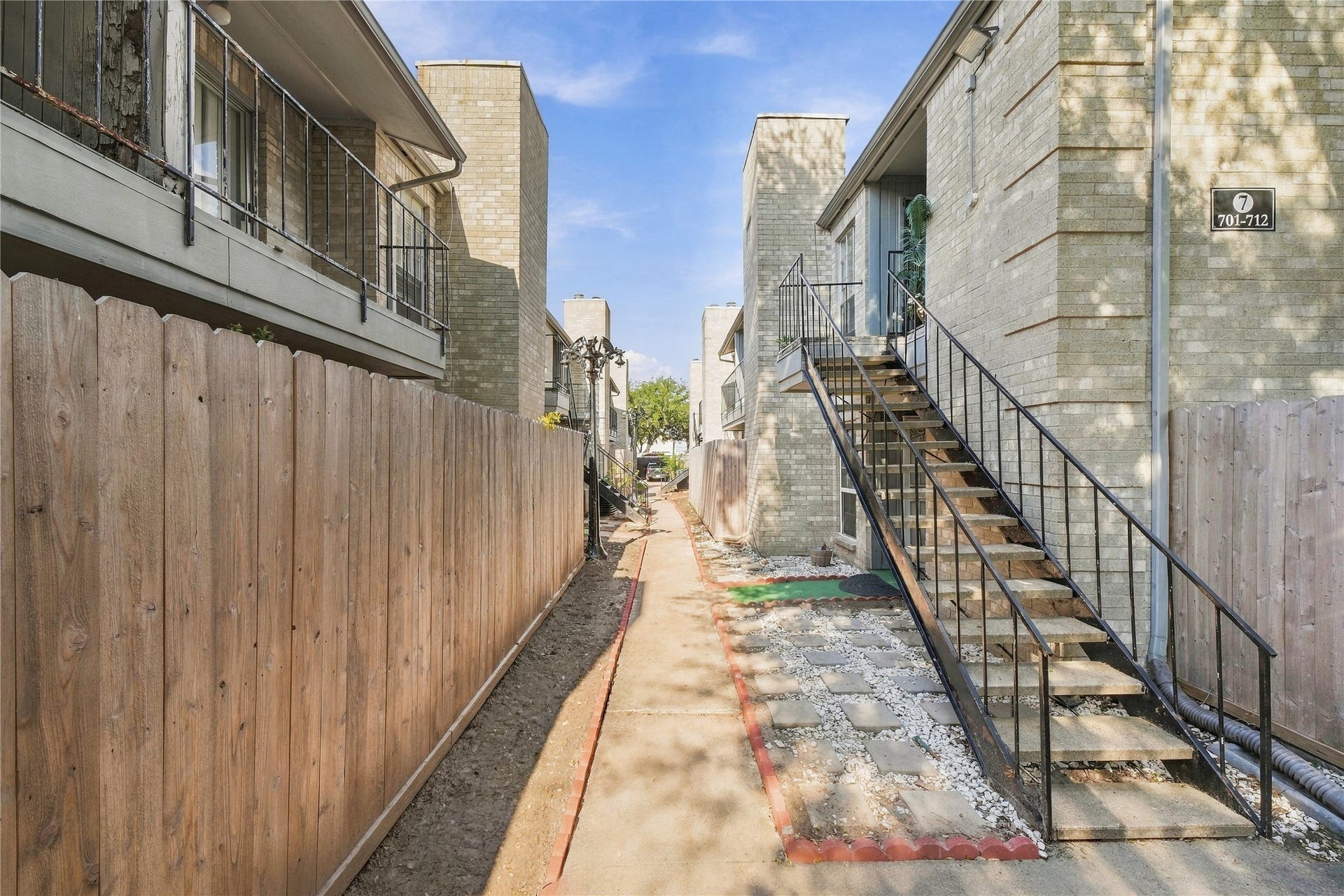 6500 Sands Point Drive, #708, Houston, TX 77074 6500 Sands Point Drive, #708, Houston, TX 77074