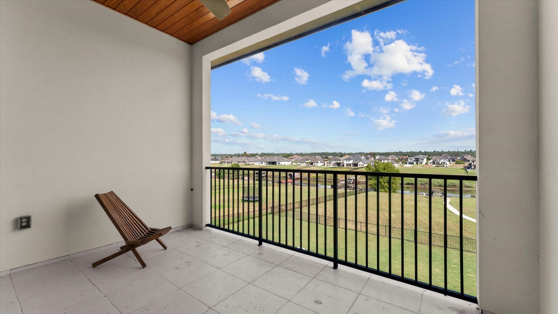 18964 Harbor Side Boulevard, Montgomery, TX 77356