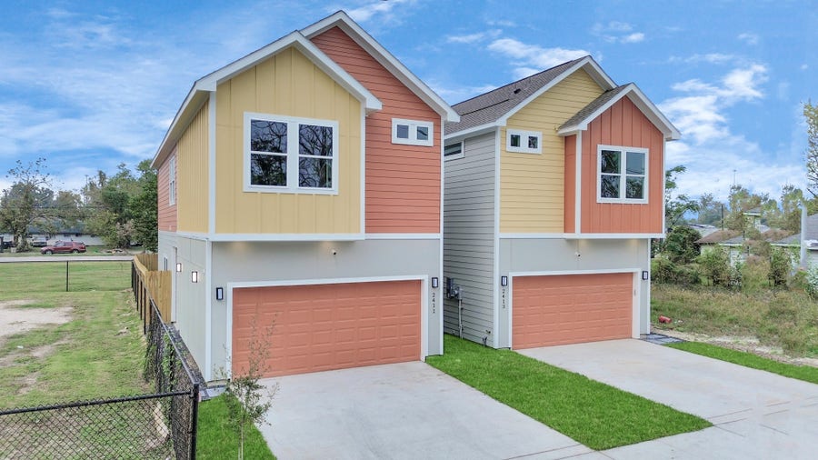 Property photo for 2411 Chew St, Houston, TX