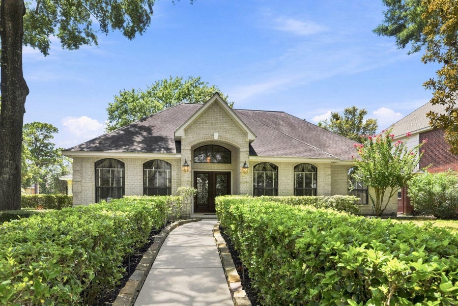Property photo for 18903 Big Cypress Drive, Spring, TX