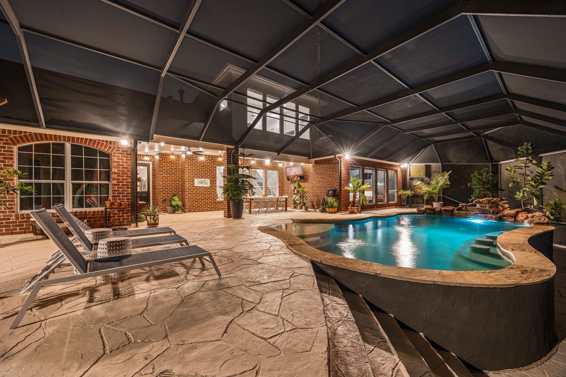 4719 Oxbow Circle W, Fulshear, TX 77441 PHENOMENAL Backyard Space!