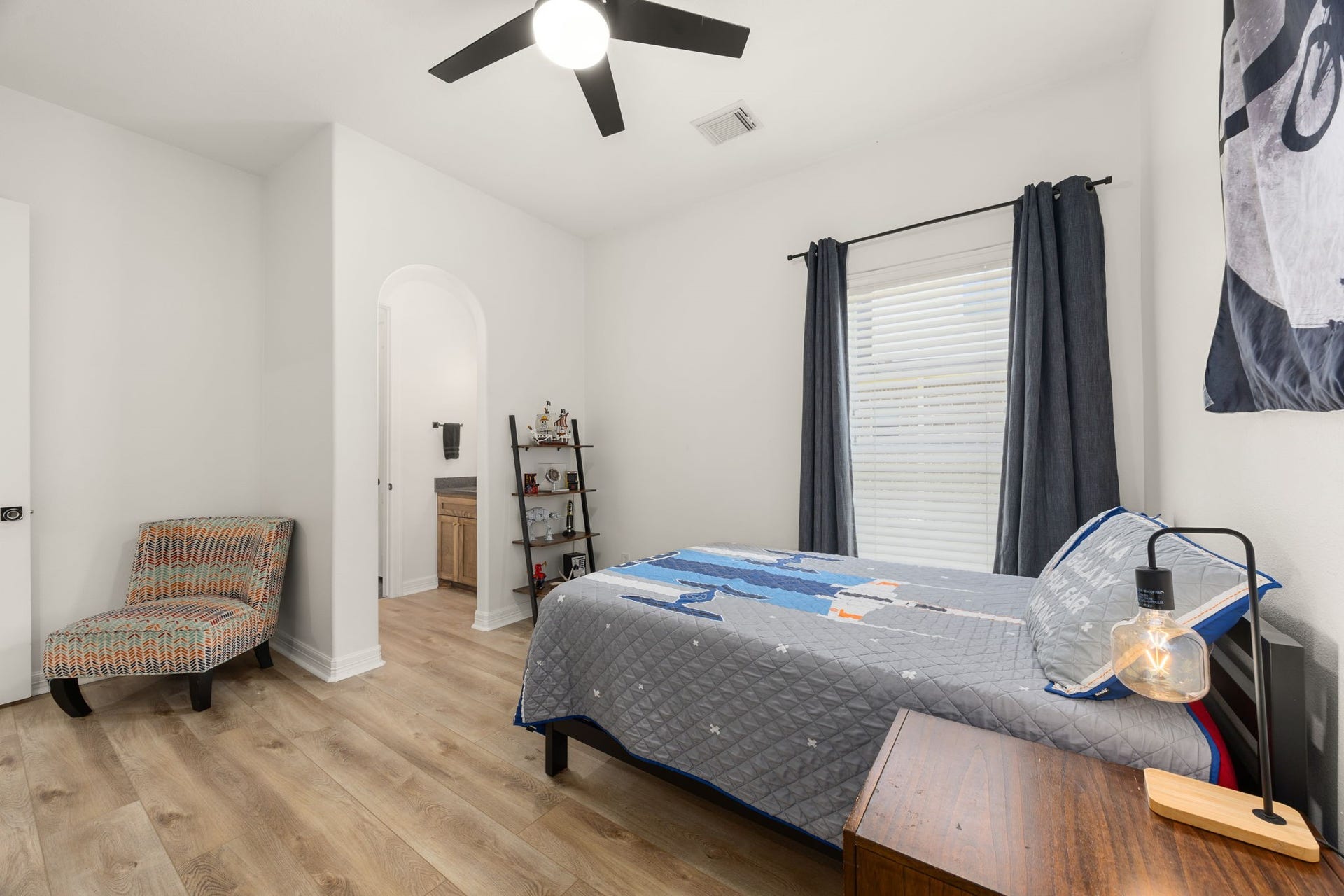 4719 Oxbow Circle W, Fulshear, TX 77441 Guest Bedroom #3 With Walk-In Closet and Updated Jack-and-Jill Bath.
