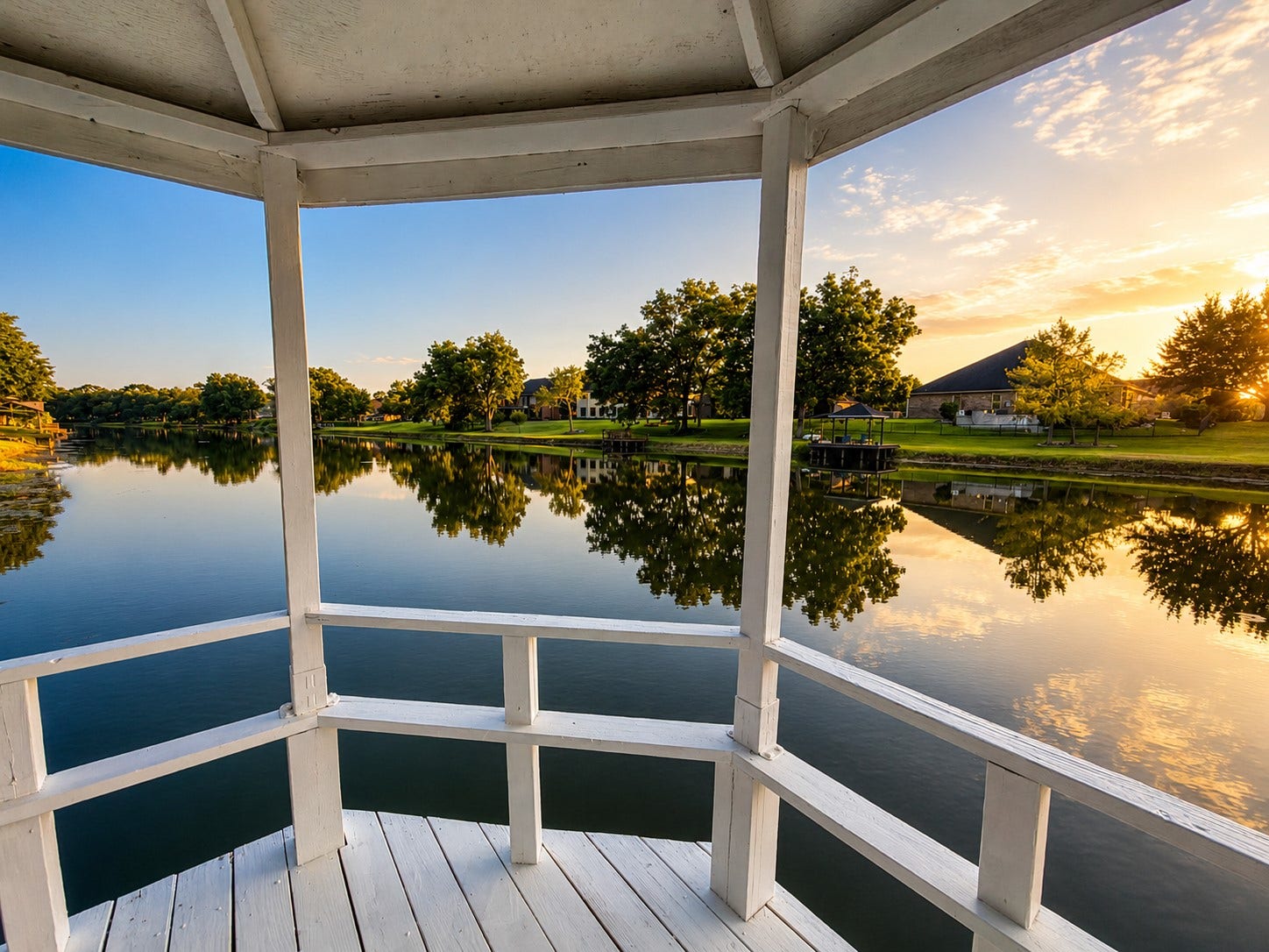 4719 Oxbow Circle W, Fulshear, TX 77441 Get ready for great fishing or relaxing on the covered pier!