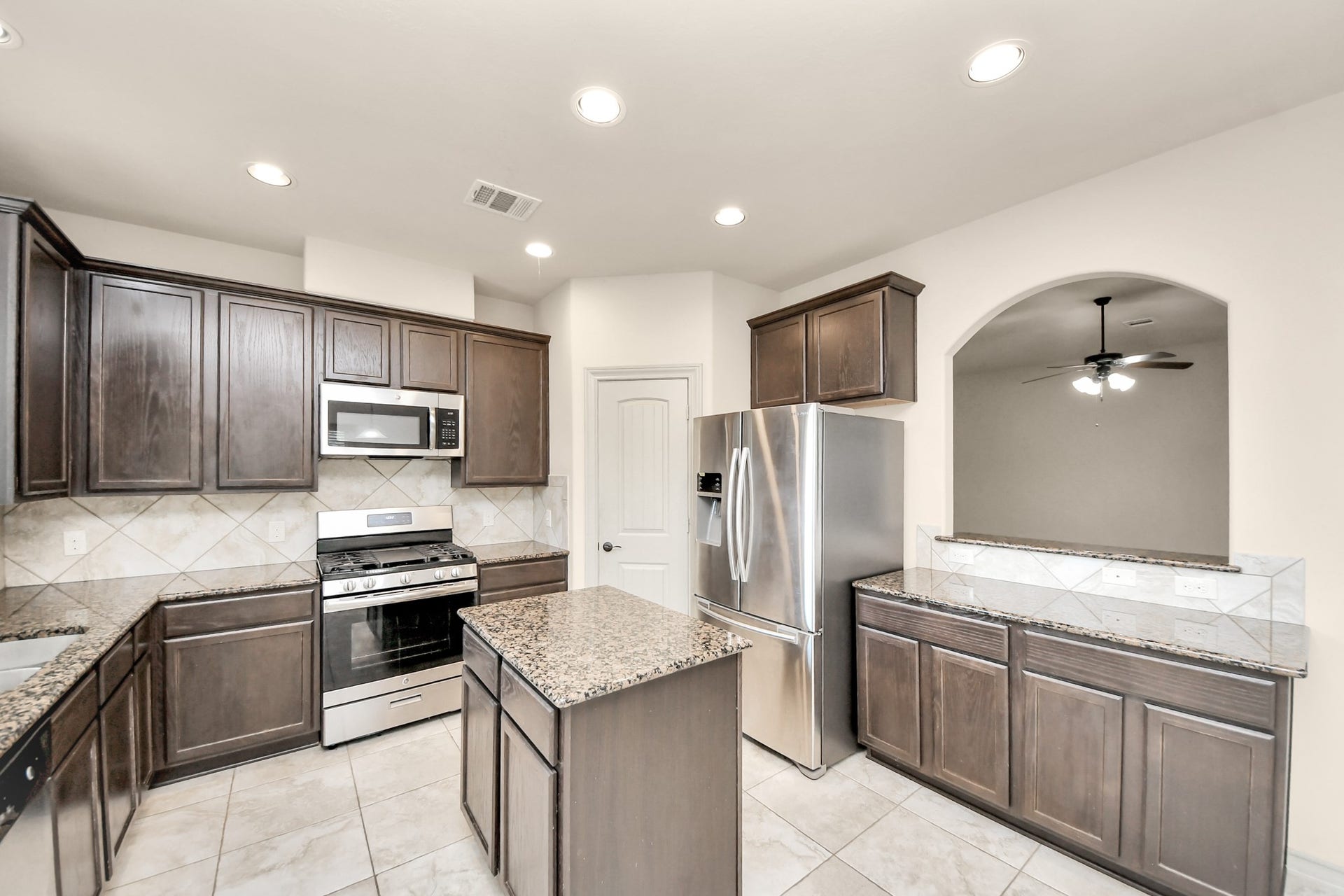 2339 Argos Drive, Missouri City, TX 77459 2339 Argos Drive, Missouri City, TX 77459