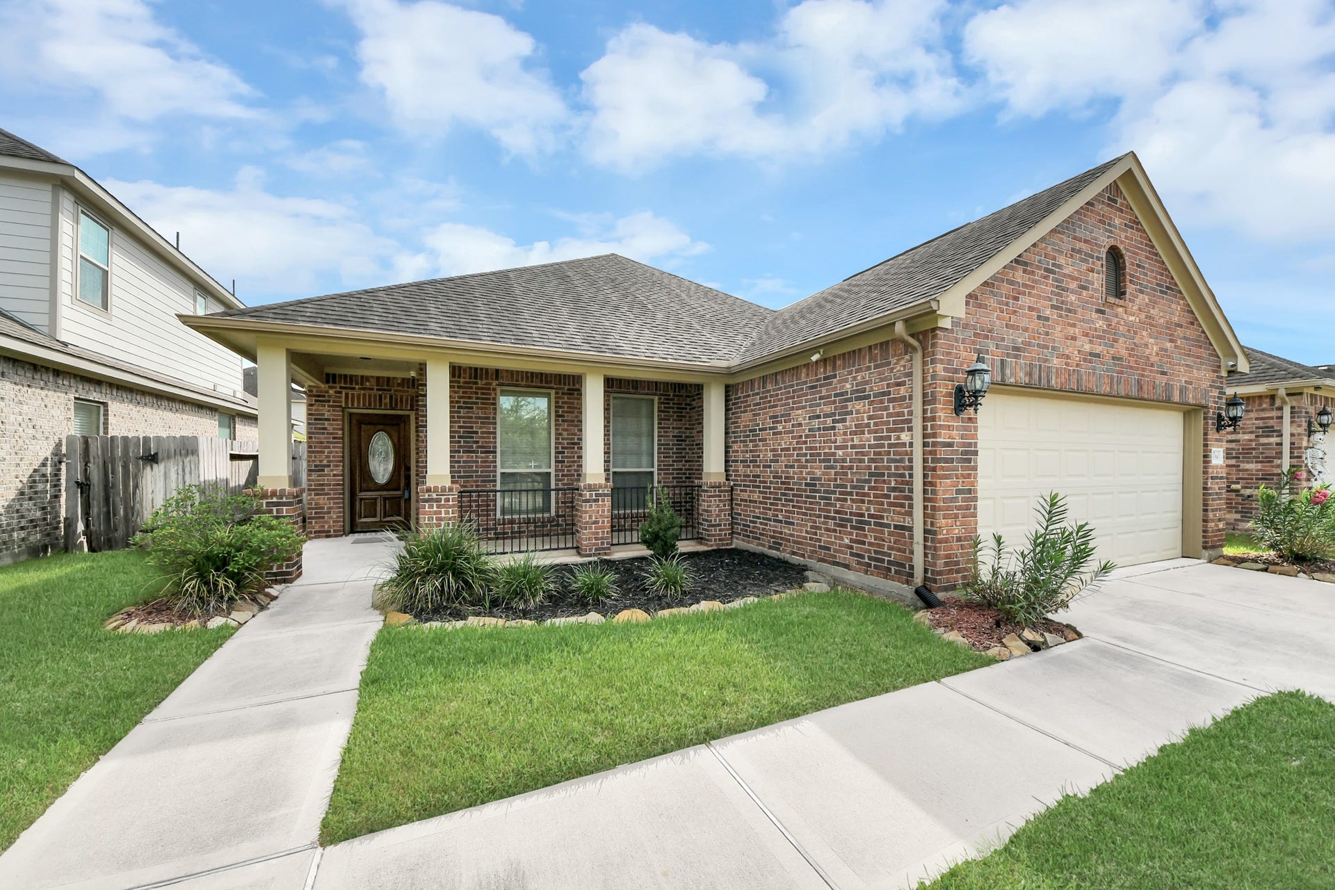2339 Argos Drive, Missouri City, TX 77459 2339 Argos Drive, Missouri City, TX 77459