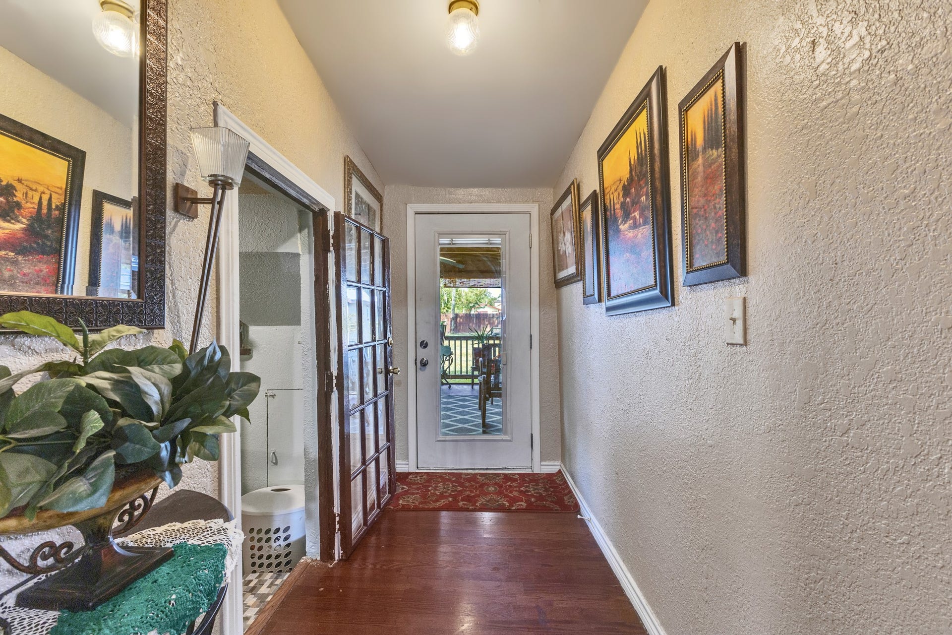 307 Azalea Street, Lake Jackson, TX 77566