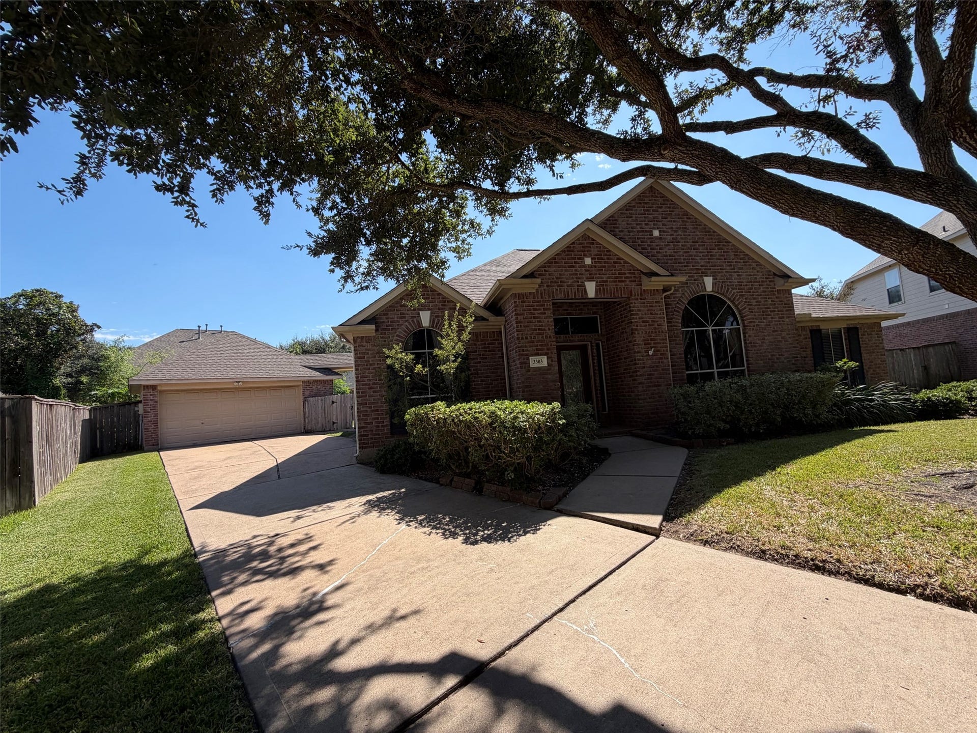 3303 Thistlegrove Lane, Sugar Land, TX 77498 3303 Thistlegrove Lane, Sugar Land, TX 77498