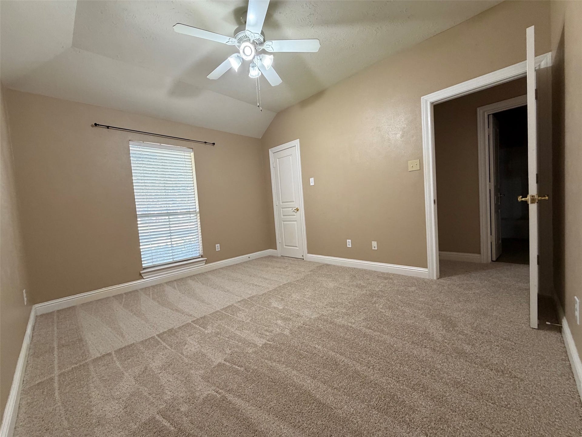 3303 Thistlegrove Lane, Sugar Land, TX 77498 3303 Thistlegrove Lane, Sugar Land, TX 77498