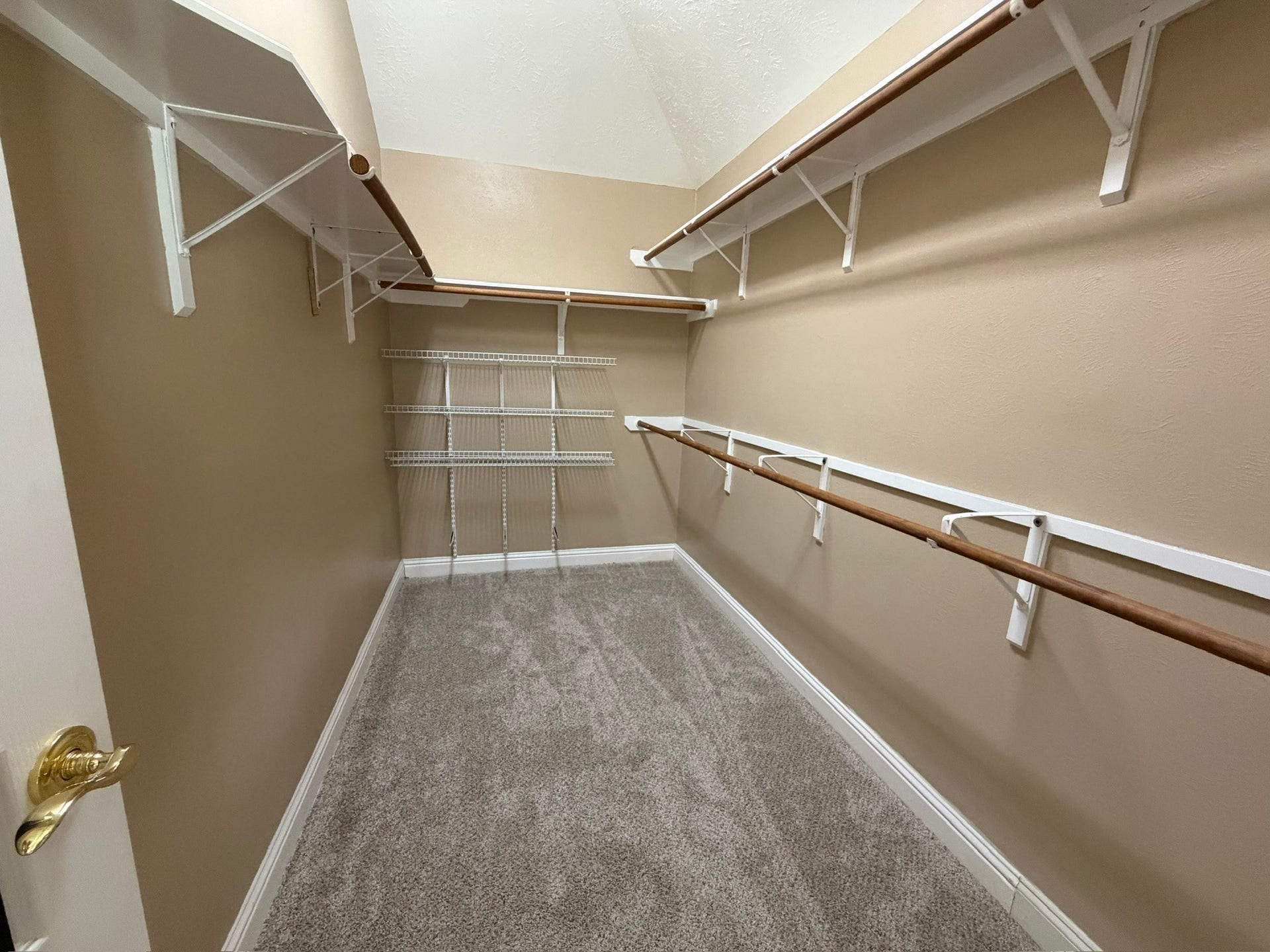 3303 Thistlegrove Lane, Sugar Land, TX 77498 3303 Thistlegrove Lane, Sugar Land, TX 77498