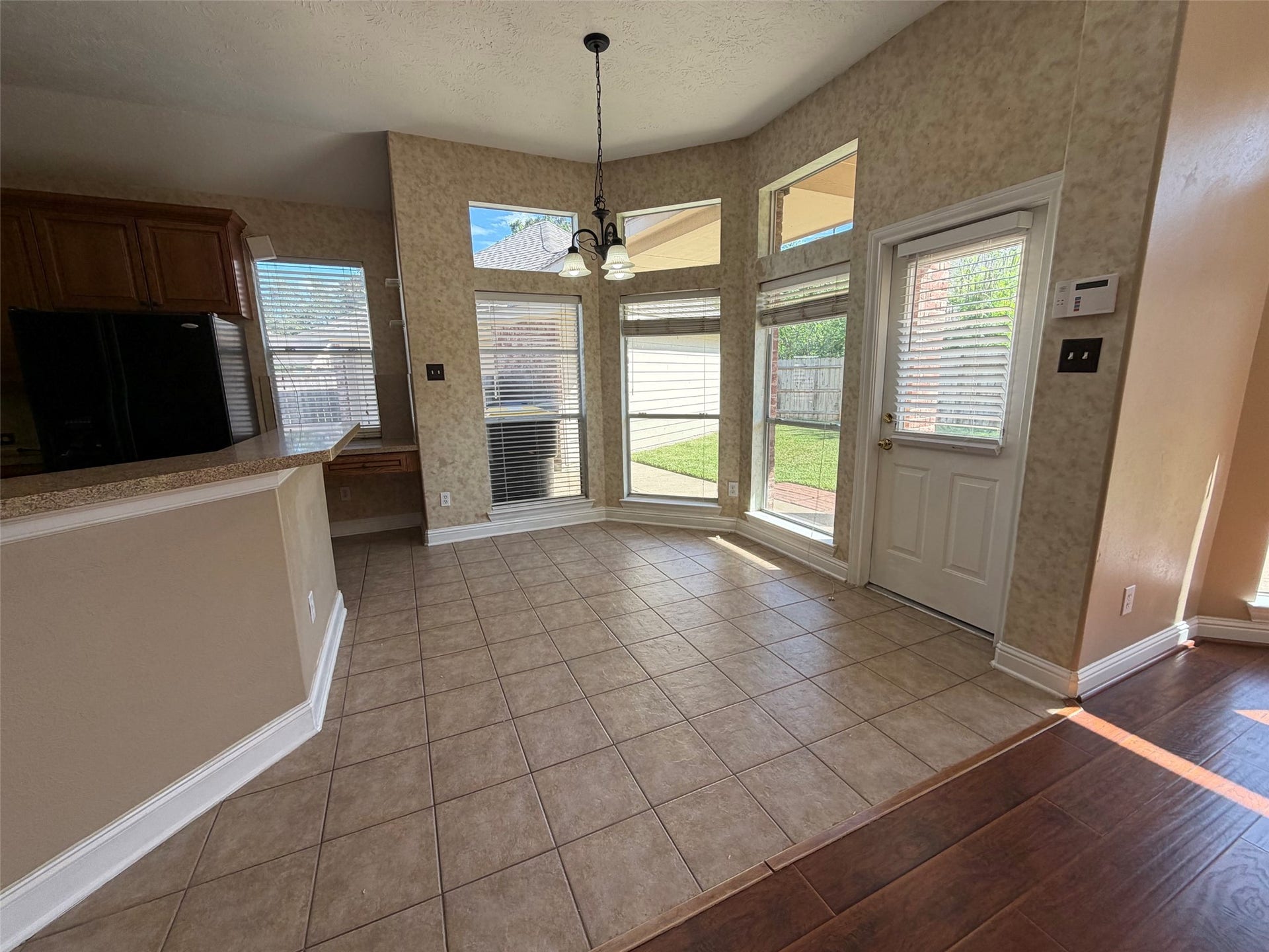 3303 Thistlegrove Lane, Sugar Land, TX 77498 3303 Thistlegrove Lane, Sugar Land, TX 77498