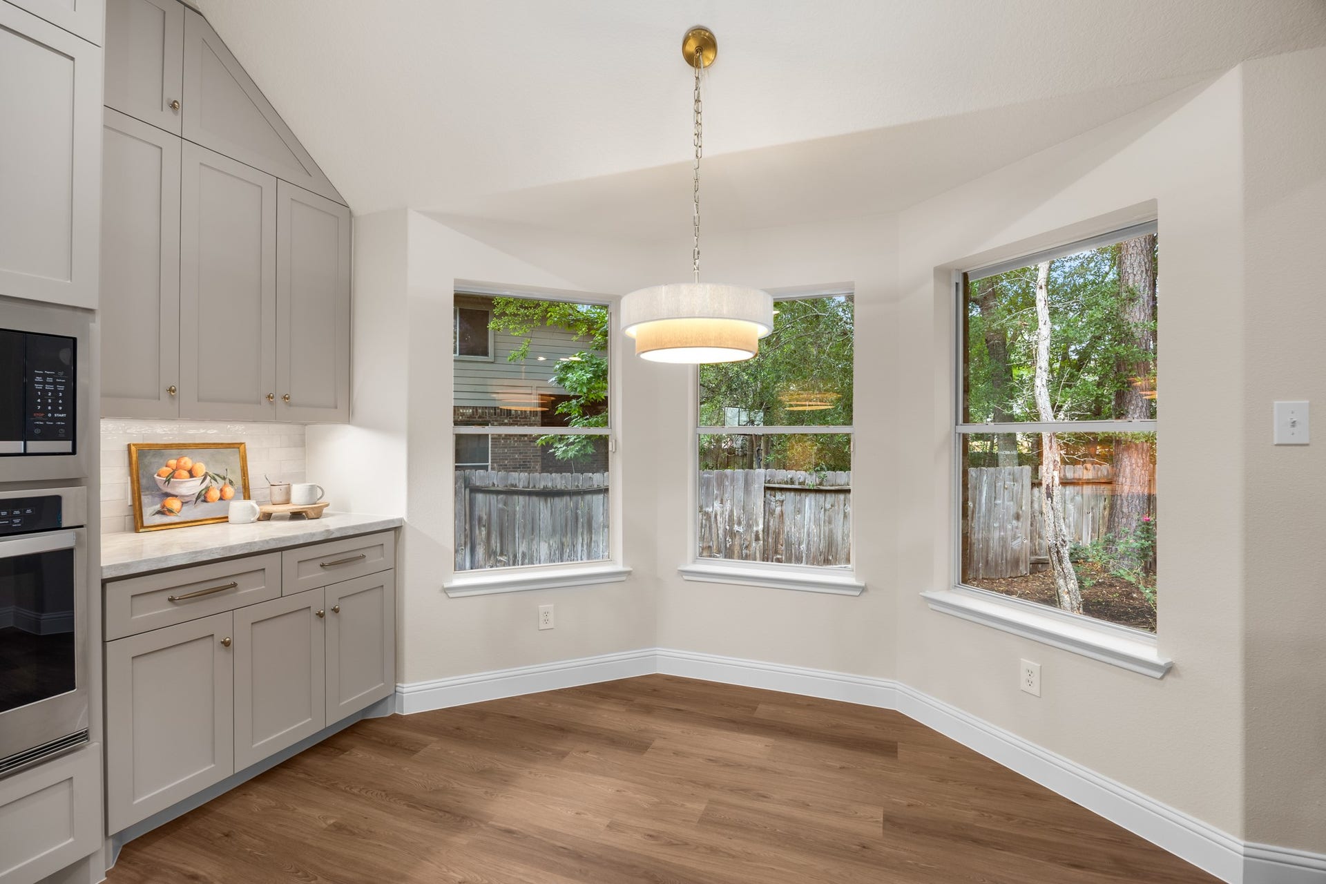 2 Gilded Crest Court, The Woodlands, TX 77382 2 Gilded Crest Court, The Woodlands, TX 77382