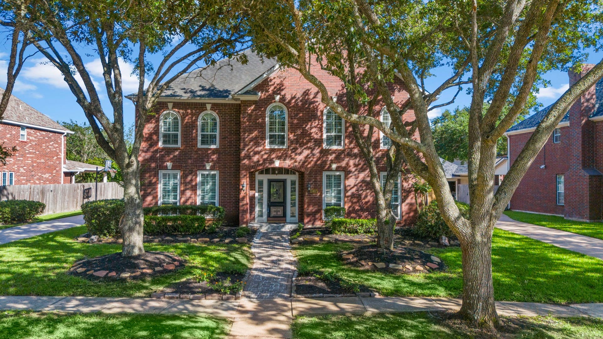 3407 Autumn Bend Drive, Sugar Land, TX 77479 Nestled in the heart of Sugar Lands desirable Austin Meadows neighborhood, this well-built Newmark Homes brick two-story offers timeless curb appeal, spacious living, and a warm, inviting atmosphere.