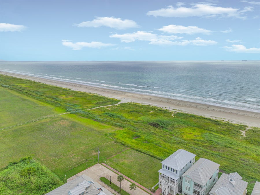 Property photo for 1833 Seaside Drive, Galveston, TX