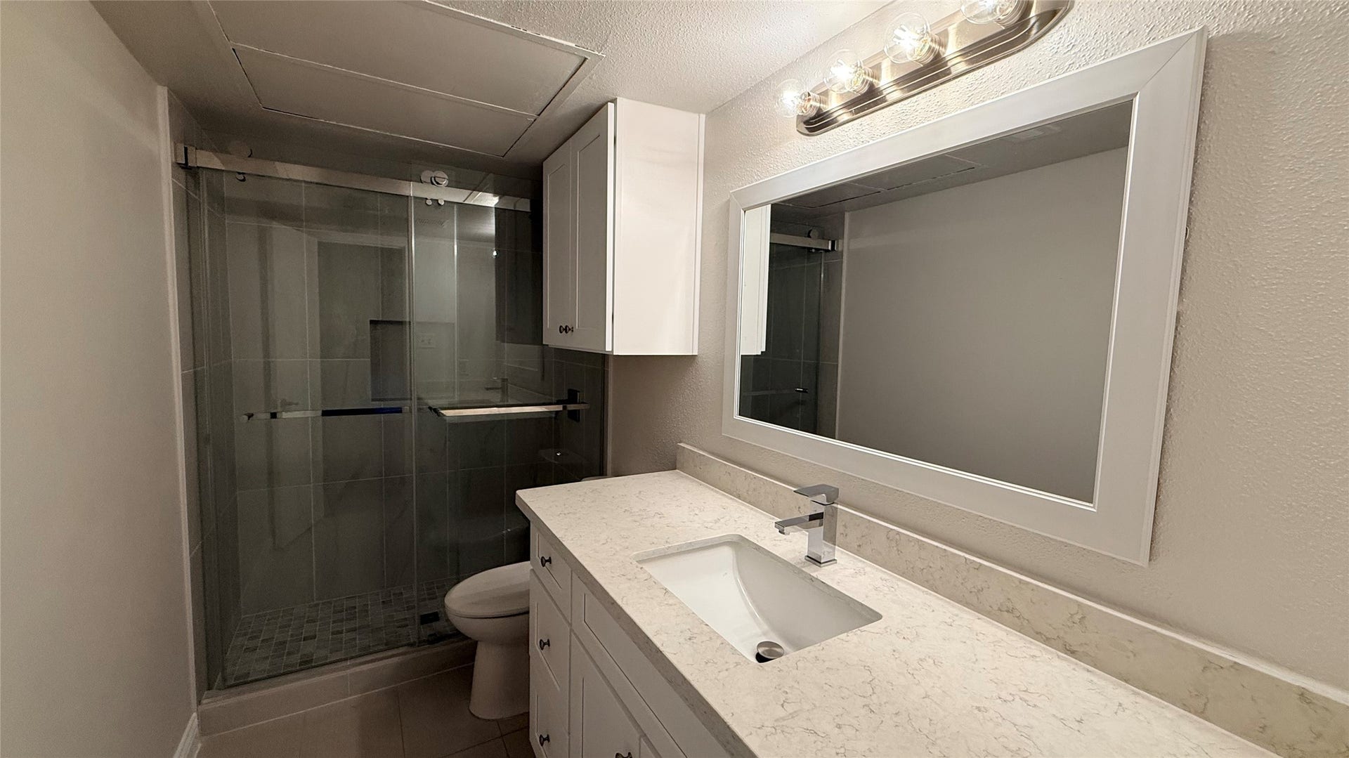 4643 Wild Indigo Street, #411, Houston, TX 77027 4643 Wild Indigo Street, #411, Houston, TX 77027