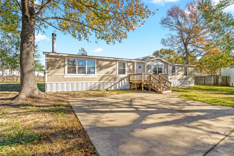 Property photo for 13074 Aspen Way Court, Willis, TX