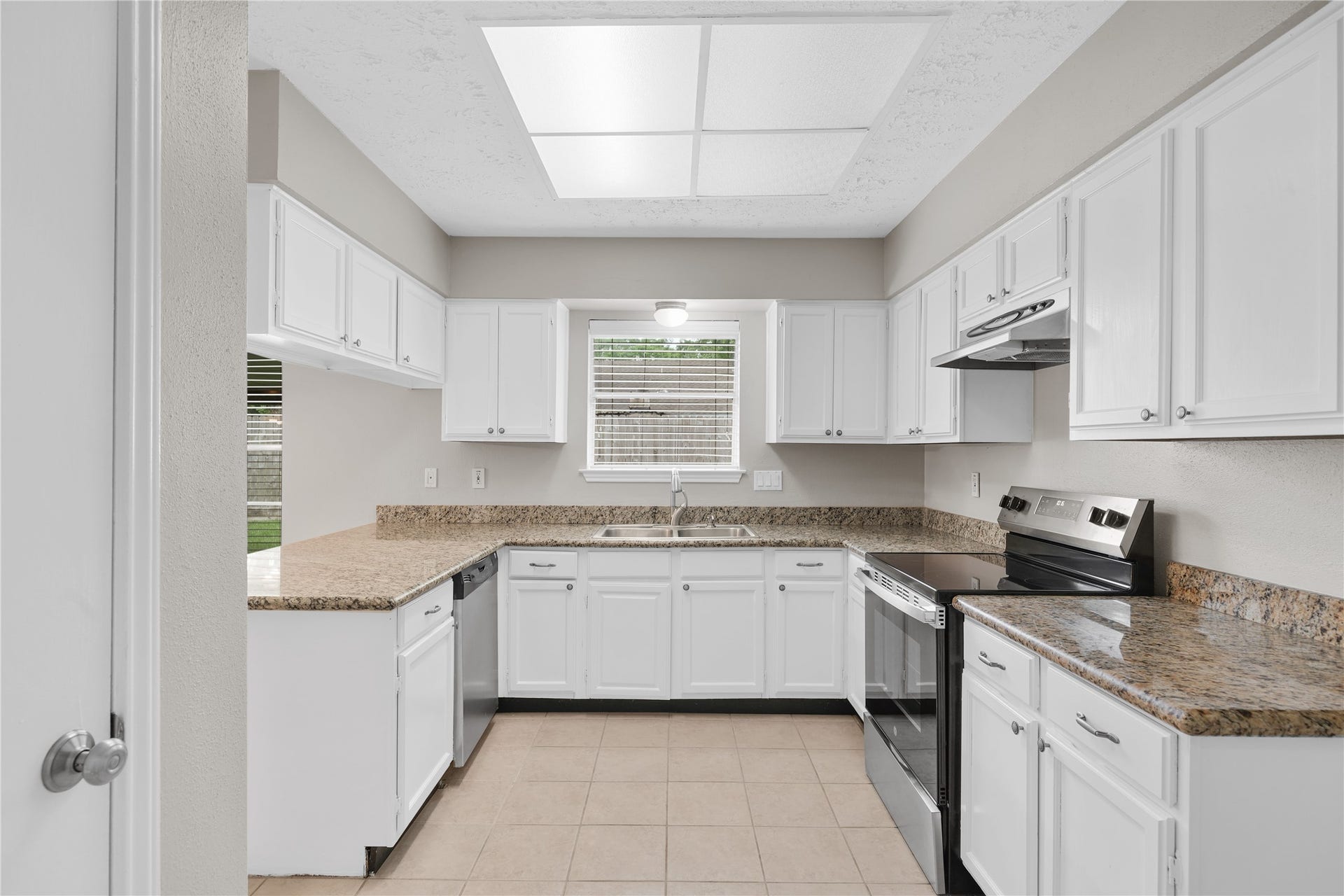 16826 Cobble Ridge Drive, Sugar Land, TX 77498 16826 Cobble Ridge Drive, Sugar Land, TX 77498