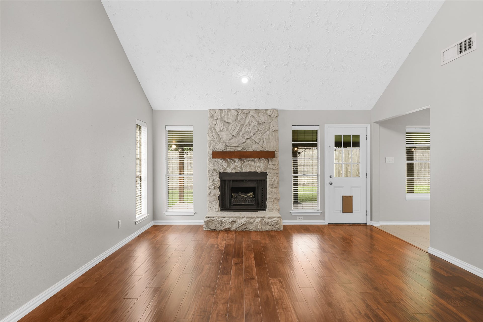 16826 Cobble Ridge Drive, Sugar Land, TX 77498 16826 Cobble Ridge Drive, Sugar Land, TX 77498