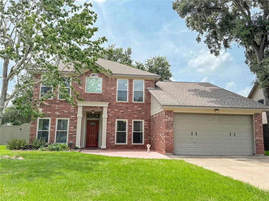 Property photo for 205 Peppermint Drive, Lake Jackson, TX