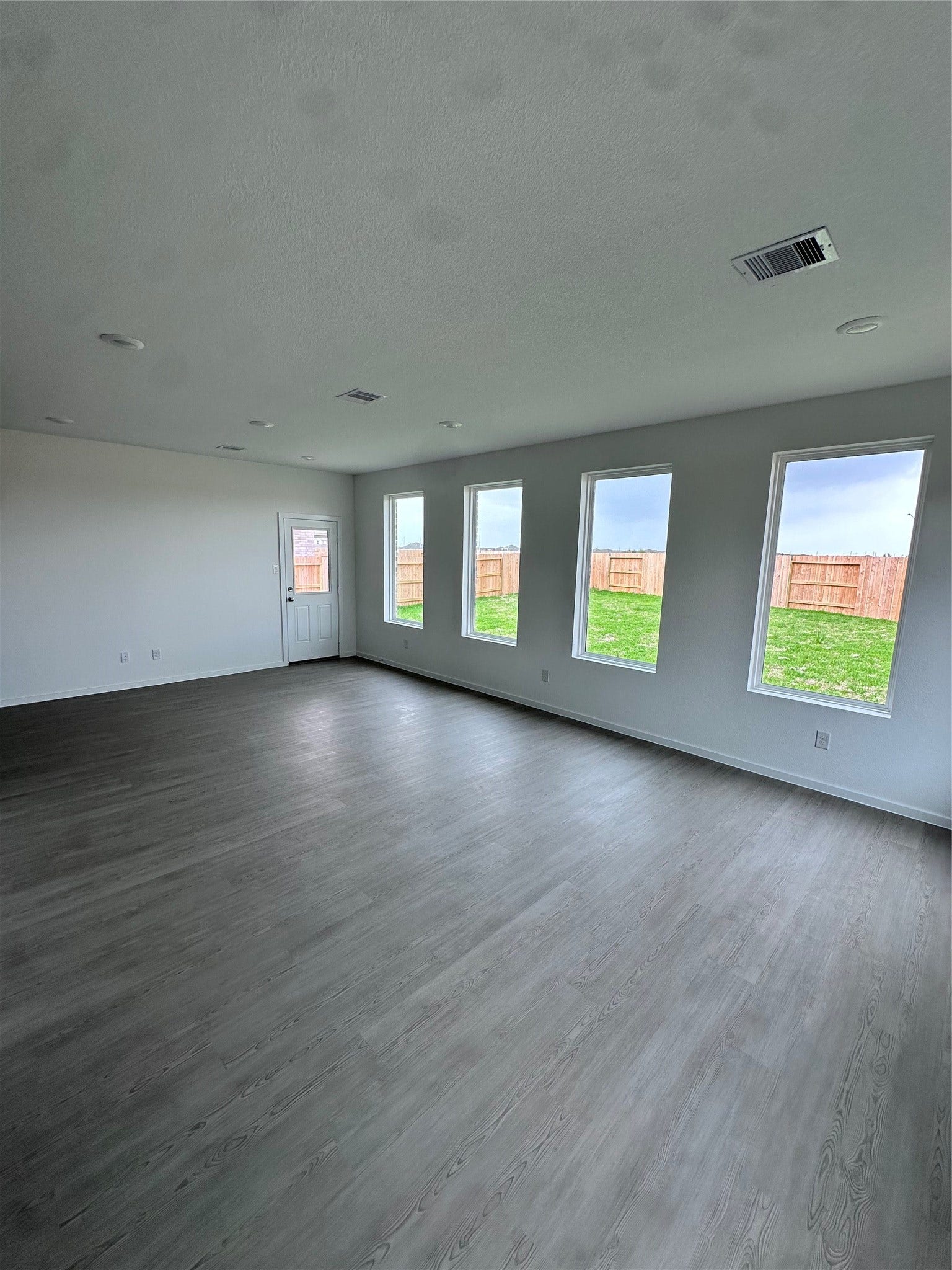 810 HEAVEN Drive, Beasley, TX 77417