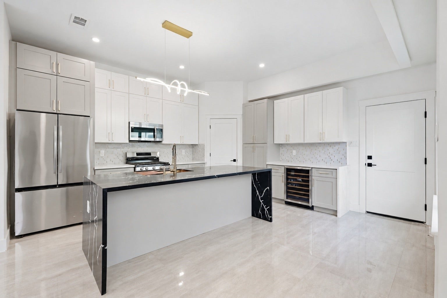 5014 creekmont Drive, Houston, TX 77091