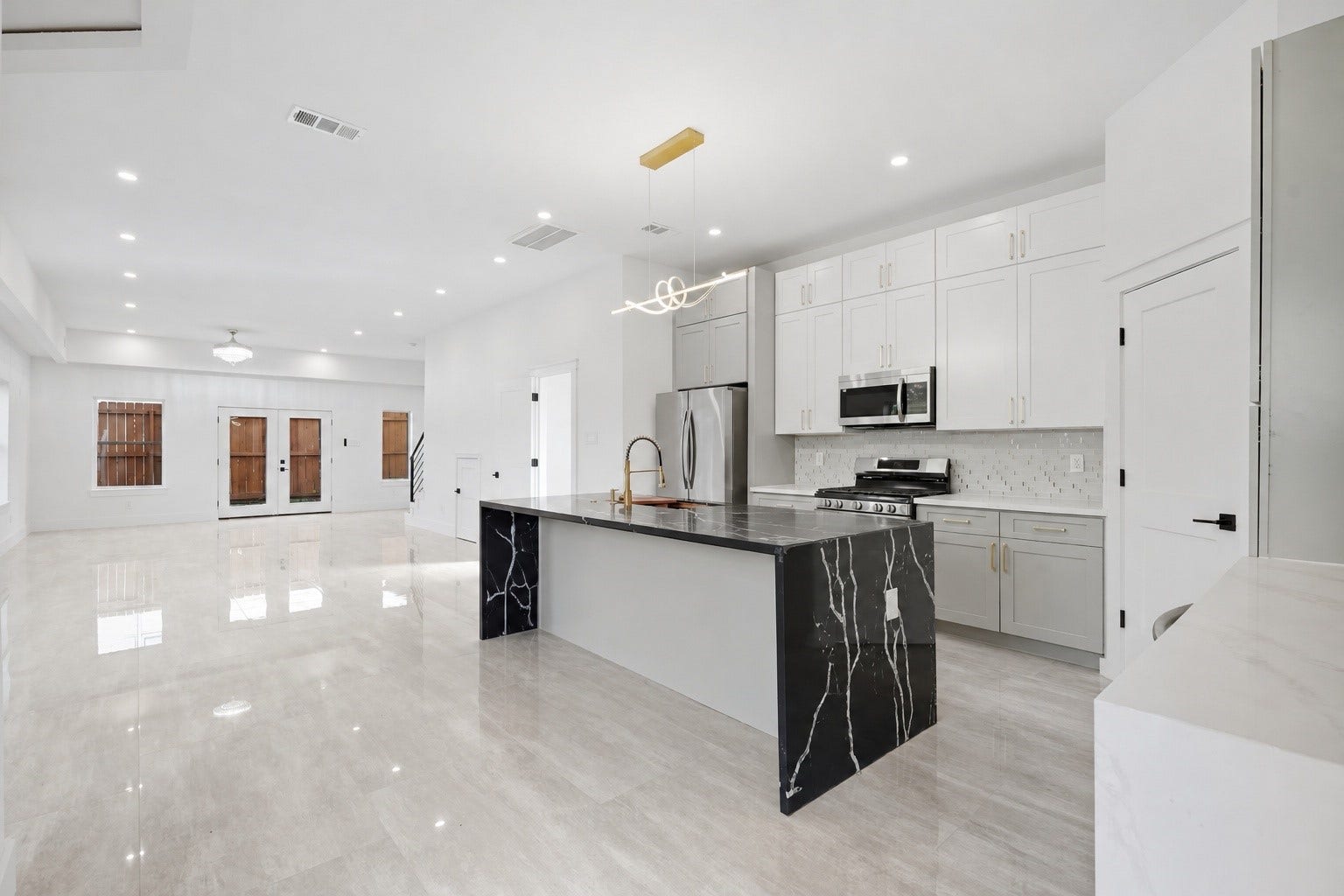 1ST FLOOR OPEN LAYOUT