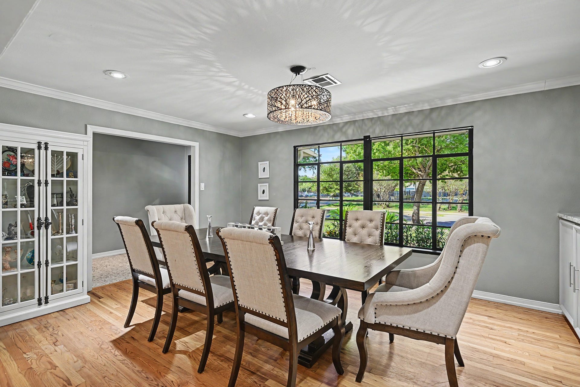 Room for a large table and chairs and window towards the front.