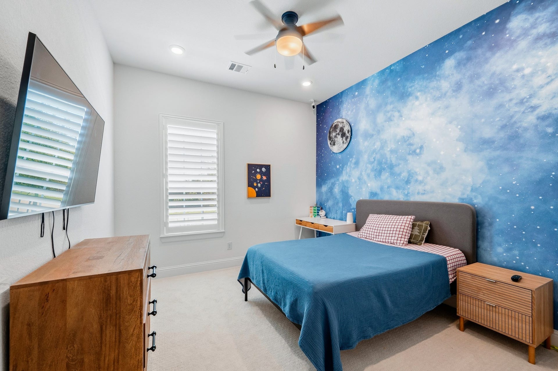 2211 Myrtle Manor Lane, Katy, TX 77493 2211 Myrtle Manor Lane, Katy, TX 77493