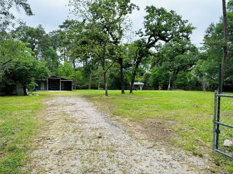 Property photo for 4018 E Mossy Oaks Road, Spring, TX