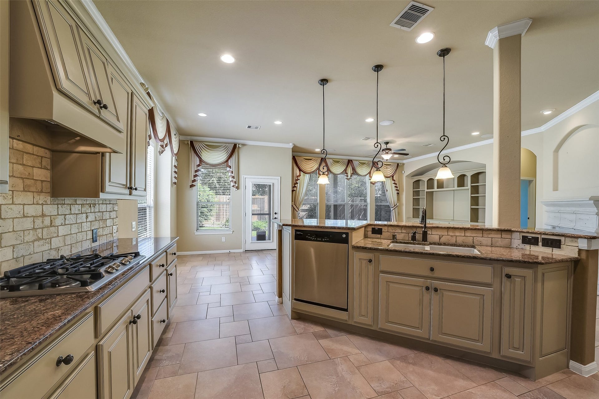 16706 Curio Gray Trail, Cypress, TX 77433 16706 Curio Gray Trail, Cypress, TX 77433