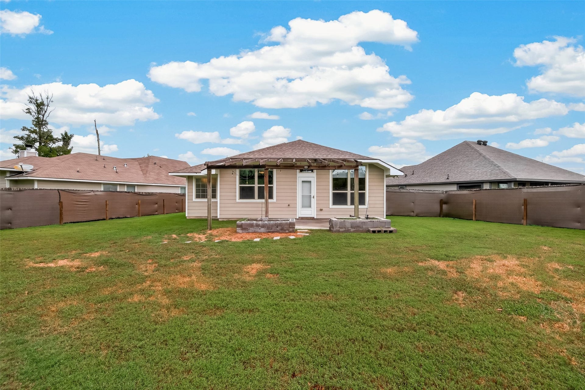 143 Brocks Lane, Montgomery, TX 77356 143 Brocks Lane, Montgomery, TX 77356