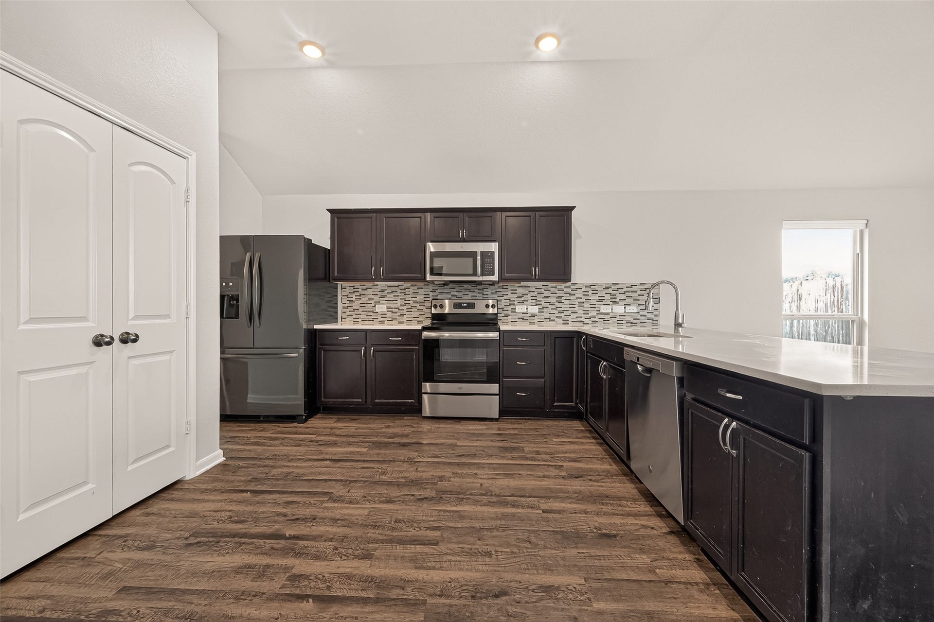 143 Brocks Lane, Montgomery, TX 77356 143 Brocks Lane, Montgomery, TX 77356