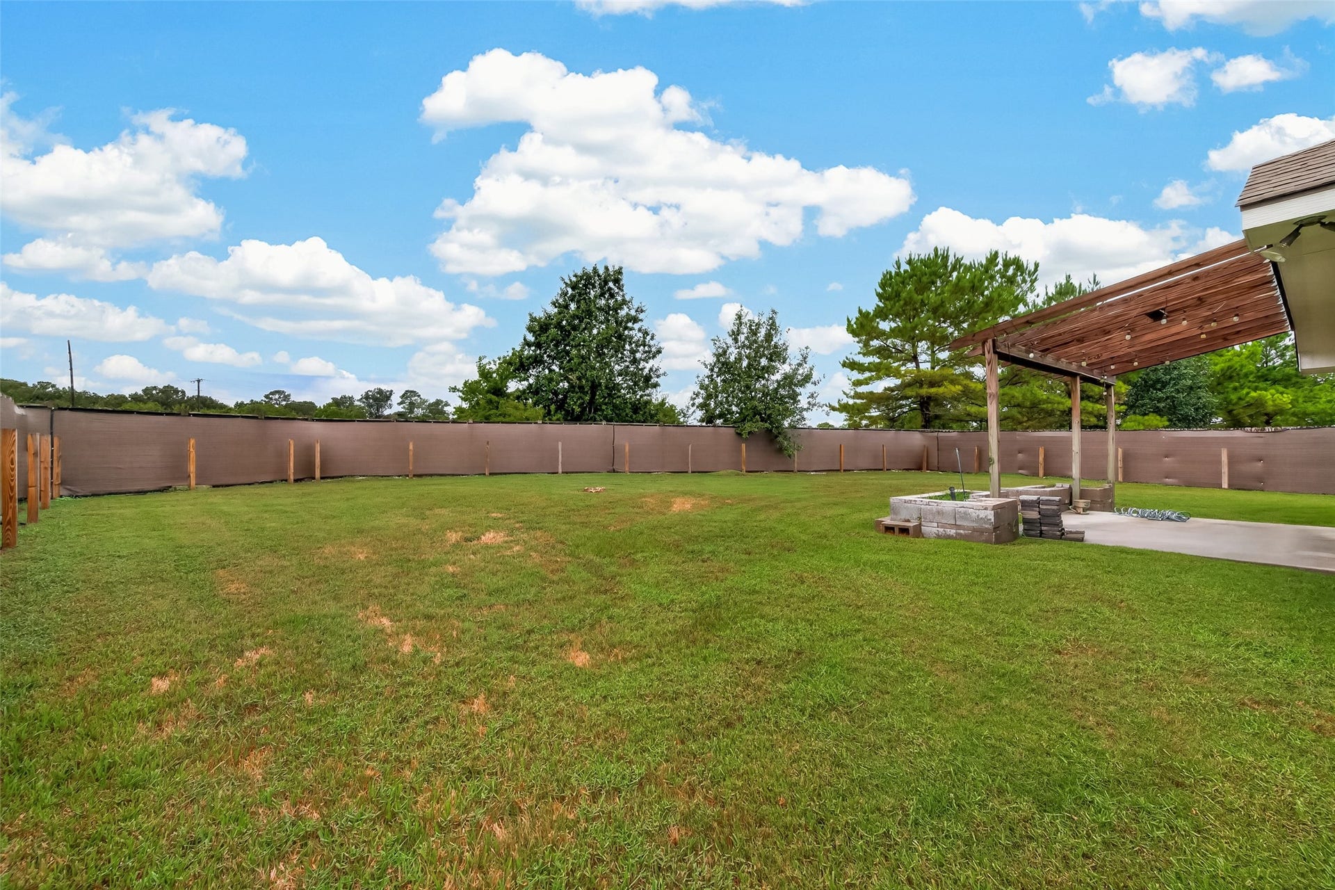 143 Brocks Lane, Montgomery, TX 77356 143 Brocks Lane, Montgomery, TX 77356