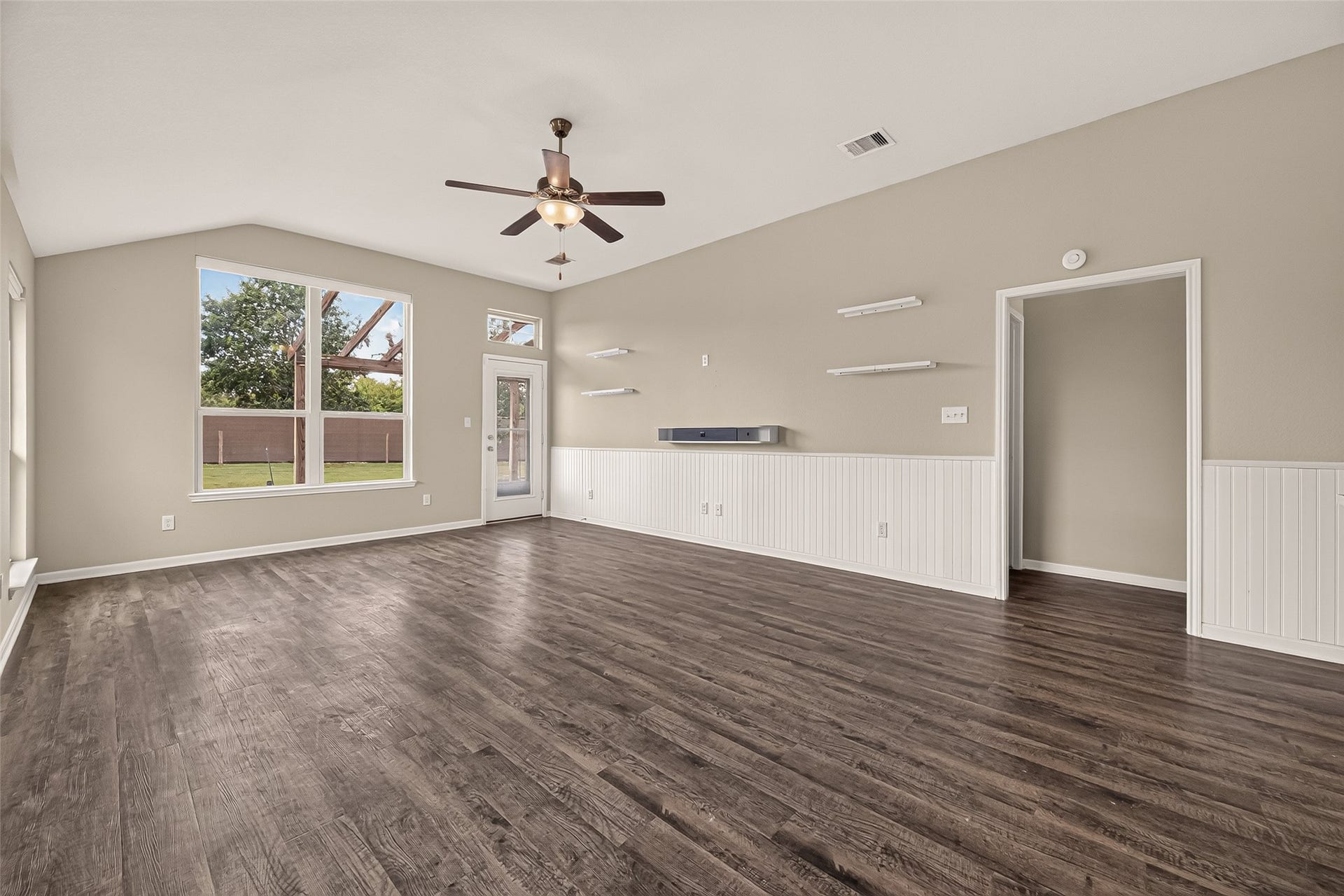 143 Brocks Lane, Montgomery, TX 77356 143 Brocks Lane, Montgomery, TX 77356