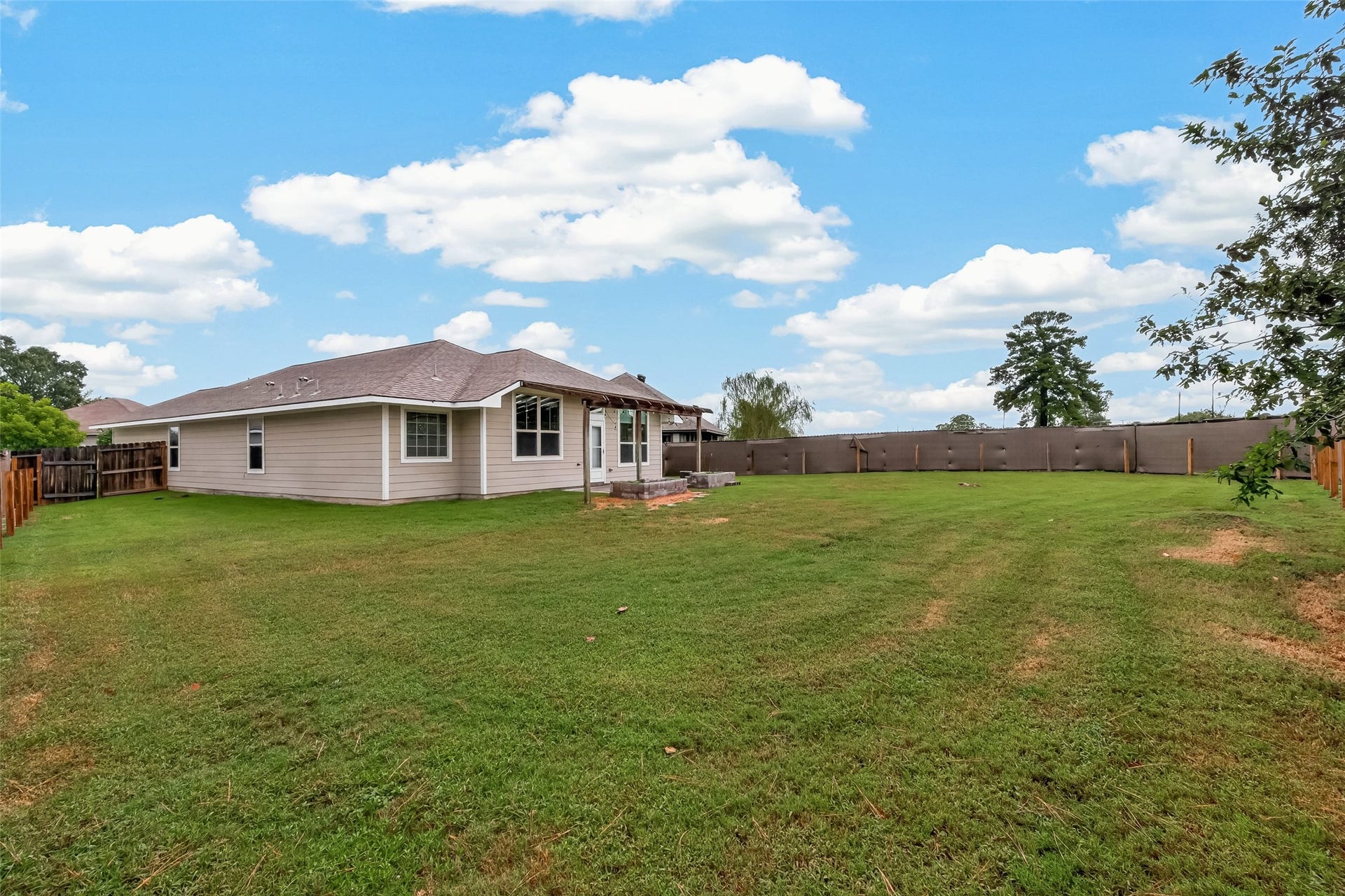 143 Brocks Lane, Montgomery, TX 77356 143 Brocks Lane, Montgomery, TX 77356