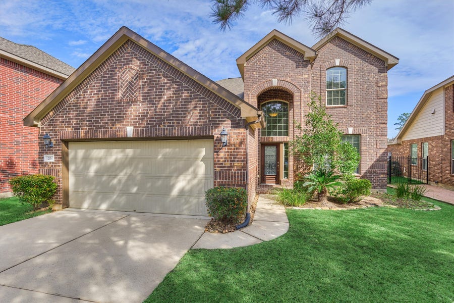 Property photo for 26 Black Swan Court, The Woodlands, TX