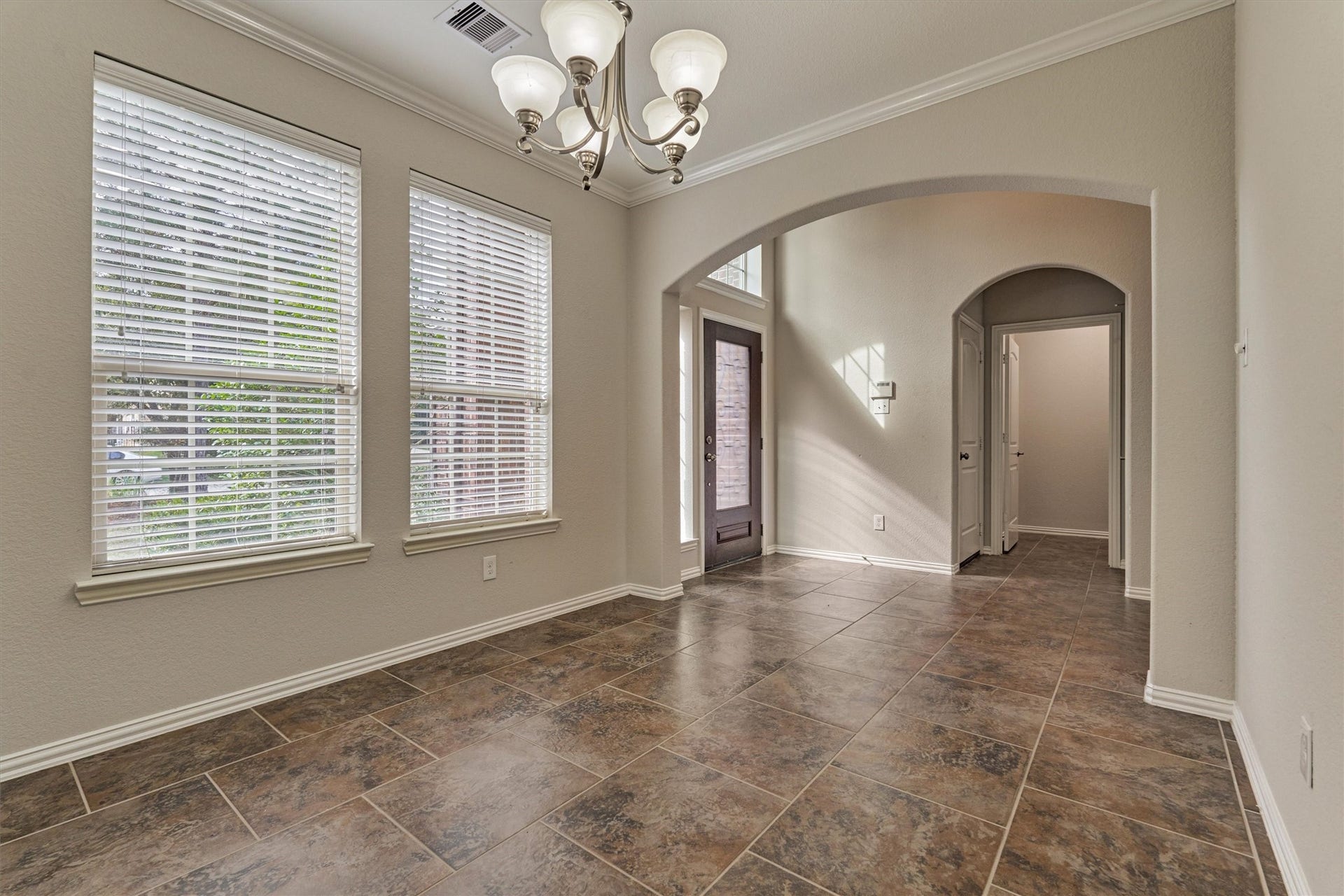 26 Black Swan Court, The Woodlands, TX 77354