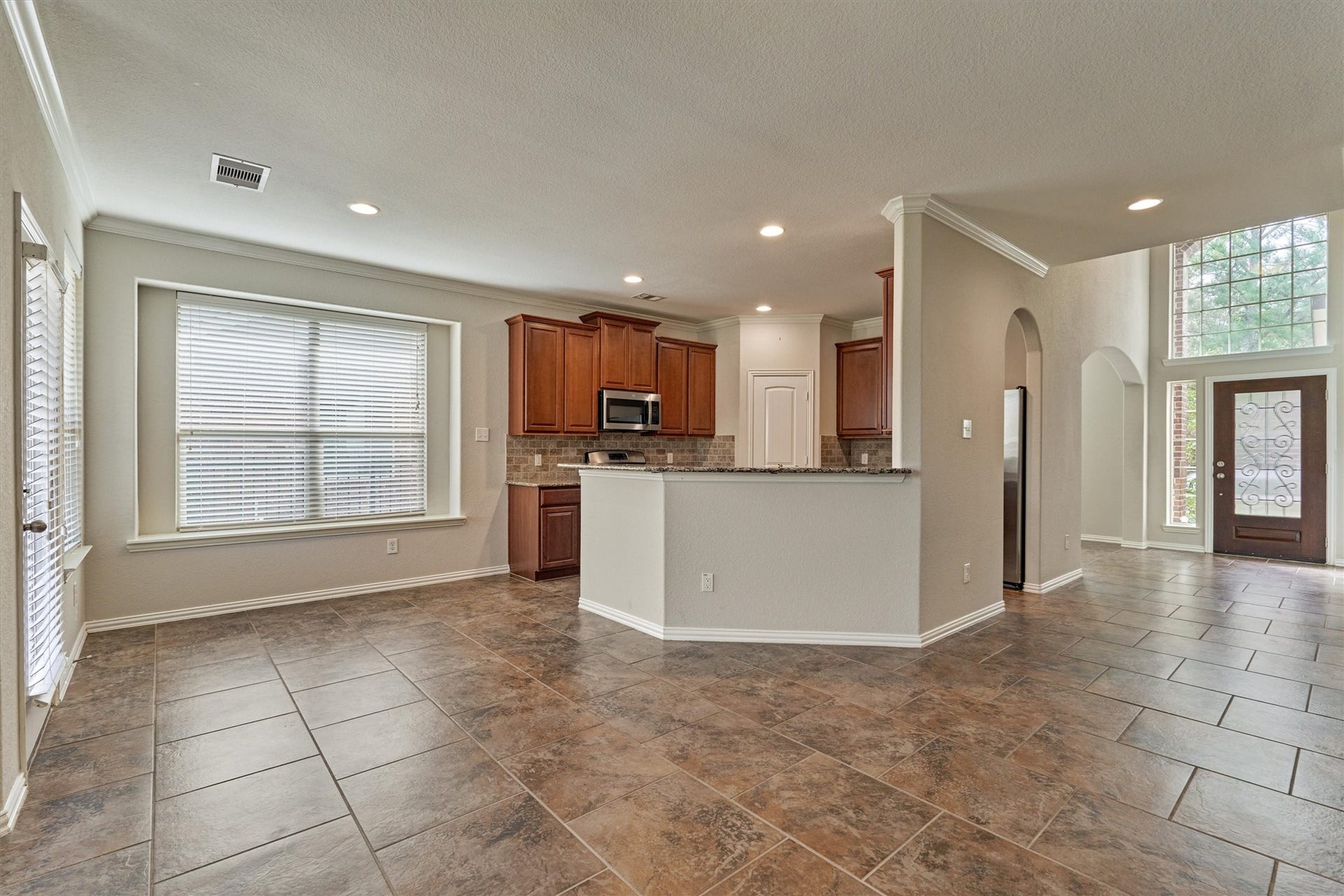 26 Black Swan Court, The Woodlands, TX 77354