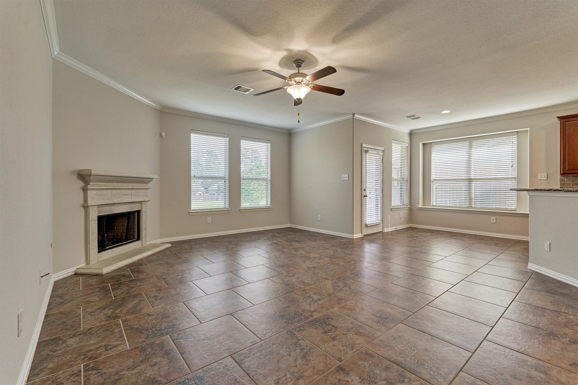 26 Black Swan Court, The Woodlands, TX 77354