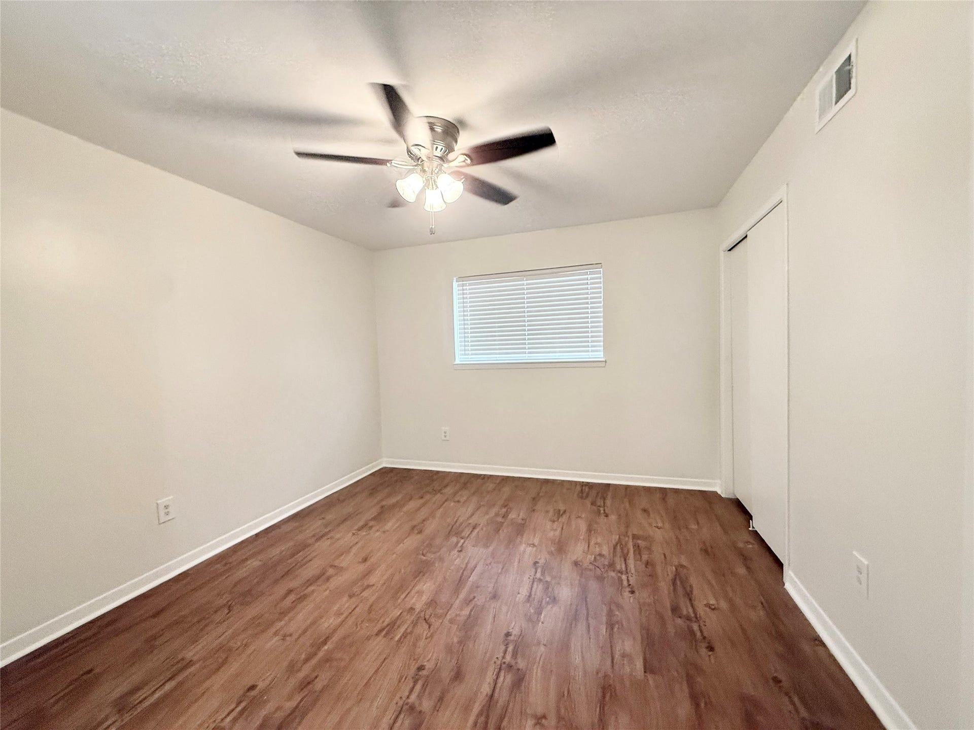 500 Willow Drive, #C2, Lake Jackson, TX 77566