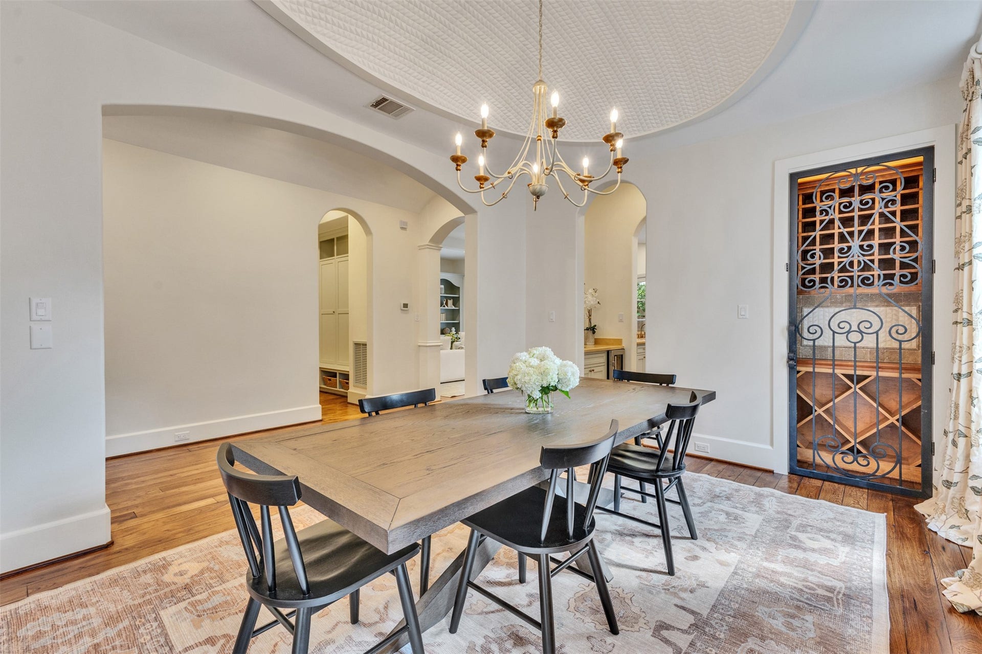 2721 Cason Street, West University Place, TX 77005 2721 Cason Street, West University Place, TX 77005
