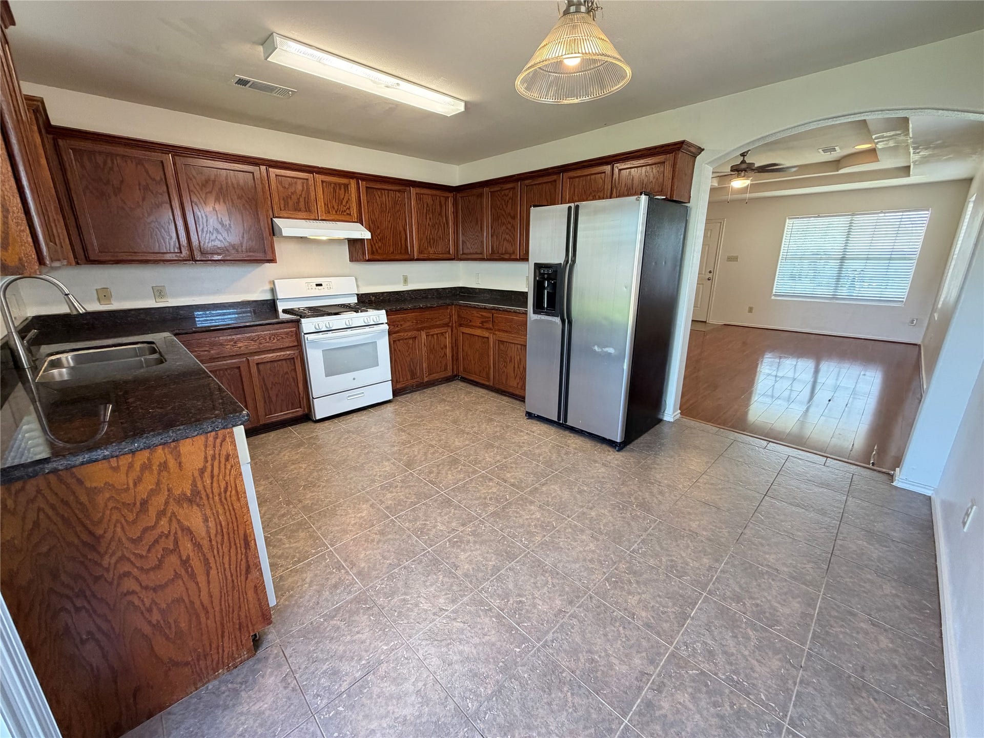 12711 Rio Nueces Lane, Rosharon, TX 77583 12711 Rio Nueces Lane, Rosharon, TX 77583