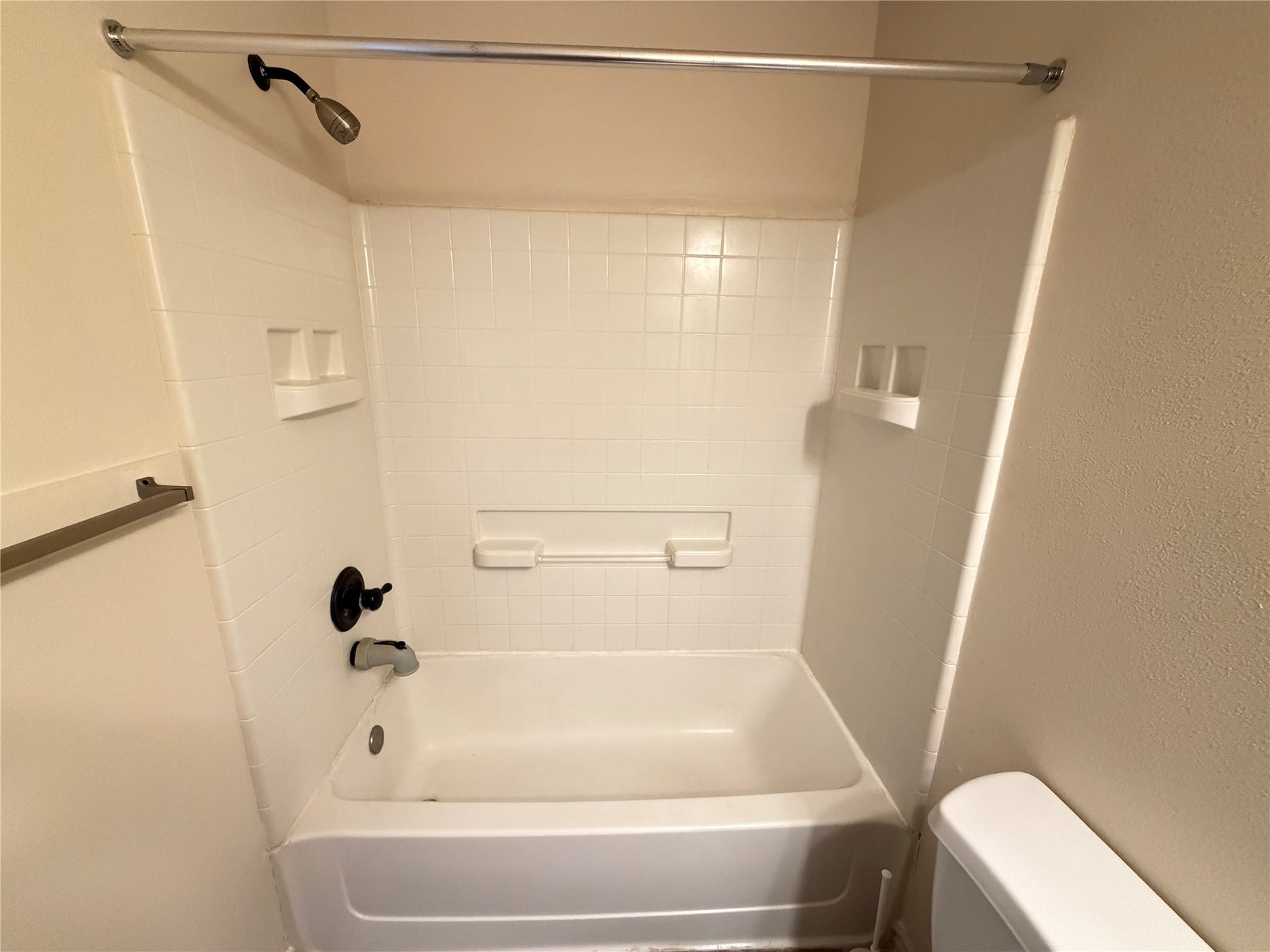 12711 Rio Nueces Lane, Rosharon, TX 77583 12711 Rio Nueces Lane, Rosharon, TX 77583