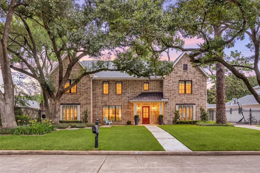 Property photo for 14722 River Forest Drive, Houston, TX