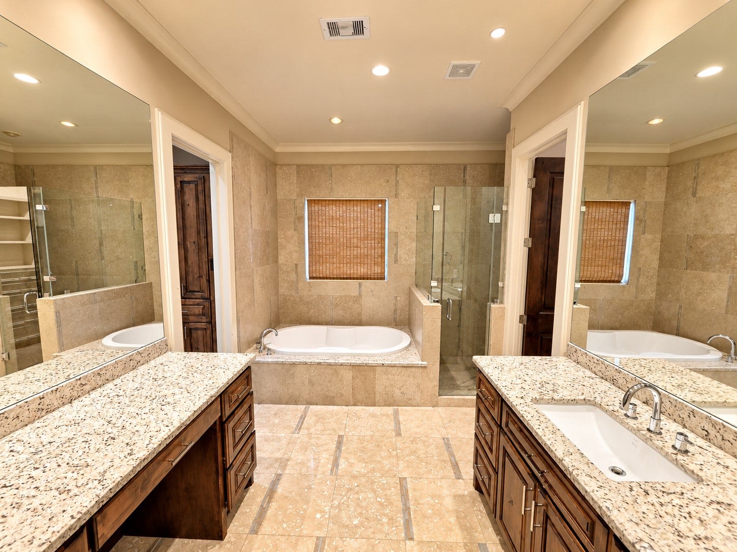 318 Calle Sevilla Place, Houston, TX 77007