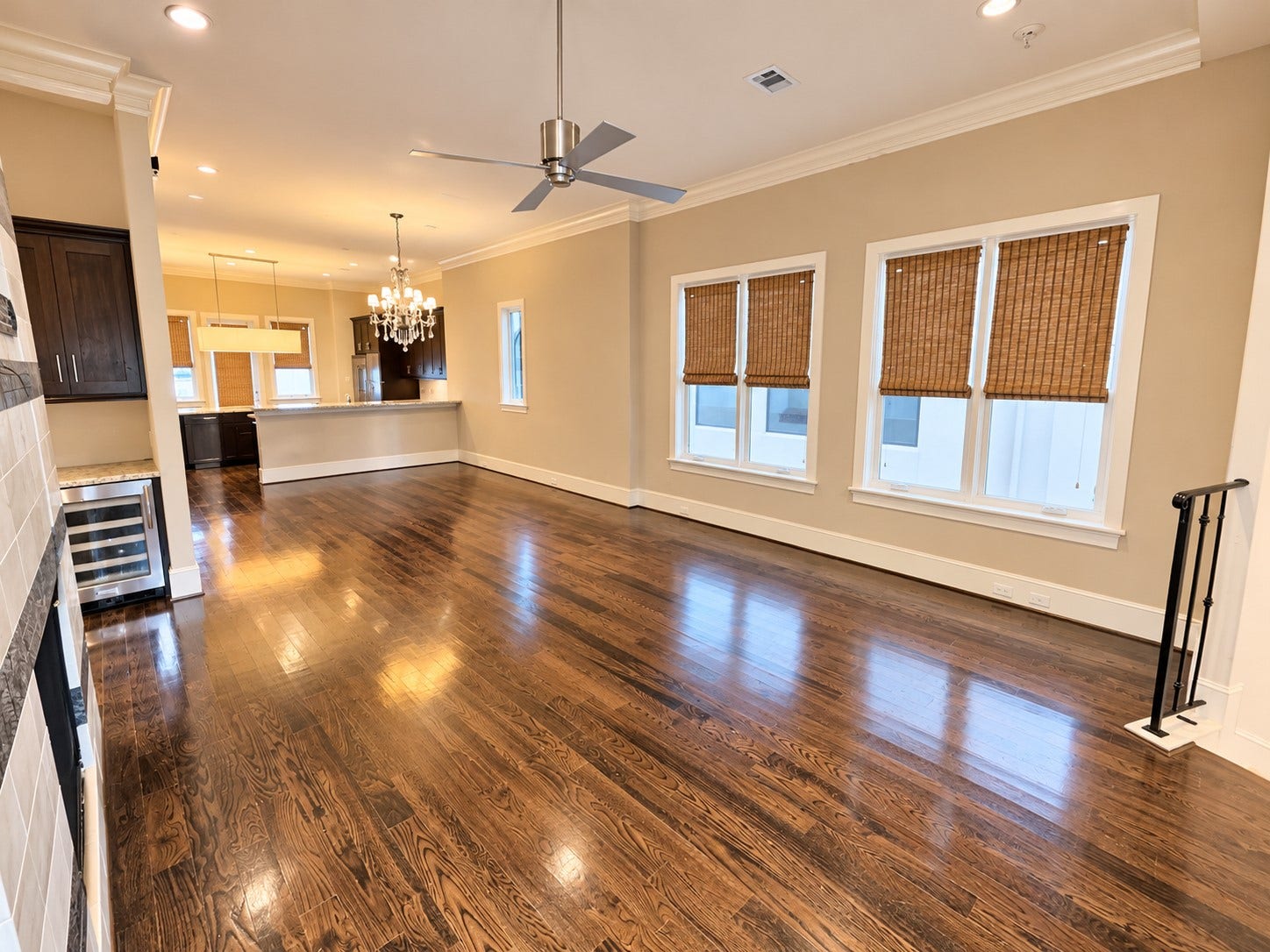 318 Calle Sevilla Place, Houston, TX 77007