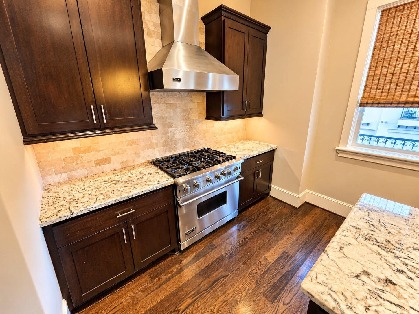 318 Calle Sevilla Place, Houston, TX 77007