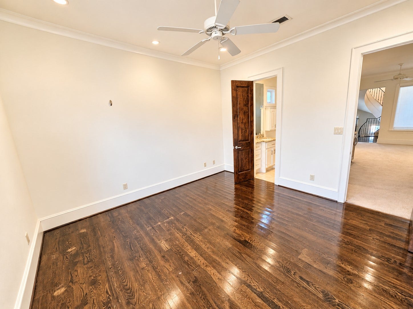 318 Calle Sevilla Place, Houston, TX 77007