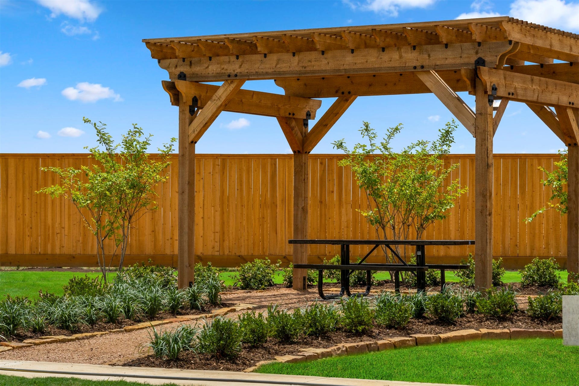 1710 Livadero Lane, Fresno, TX 77545 Amenities in Olympia Falls include community park with playground, splash pad and shade structure.