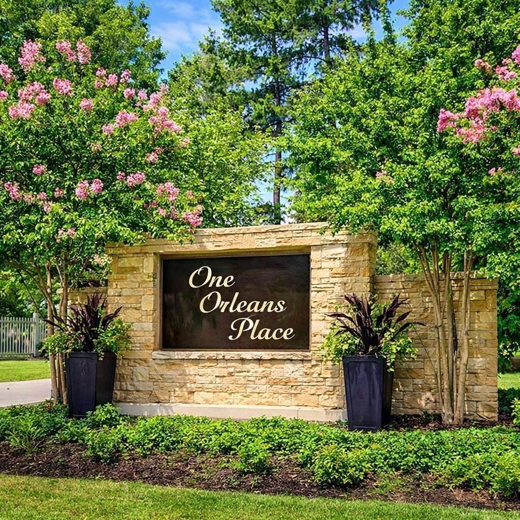 2800 Jeanetta Street, #2402, Houston, TX 77063 Welcome Home!